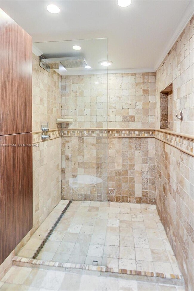 Building Photo - 8613 SW 79th Pl