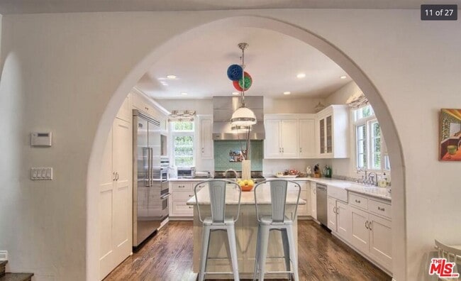 Building Photo - 408 17th St