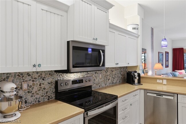 Building Photo - 8601 Piazza Del Lago Cir