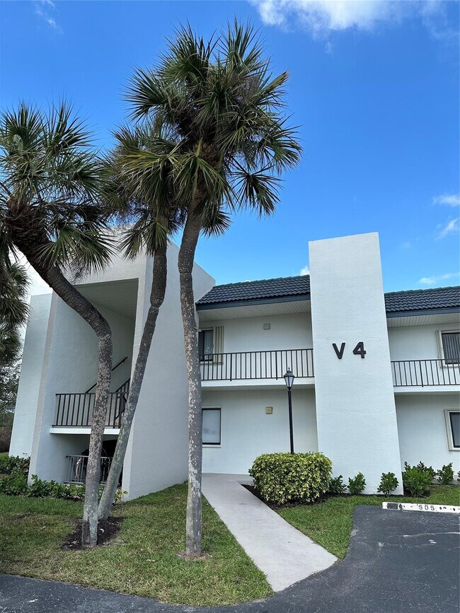 Building Photo - 1605 U.S. Rte 1