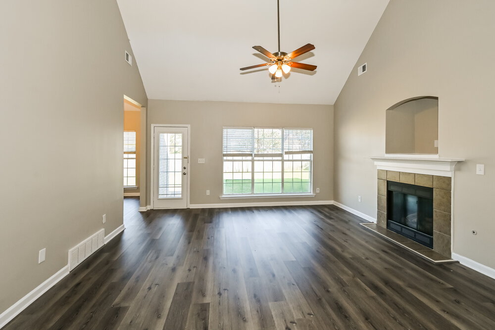 Building Photo - 4924 Wemberley Dr