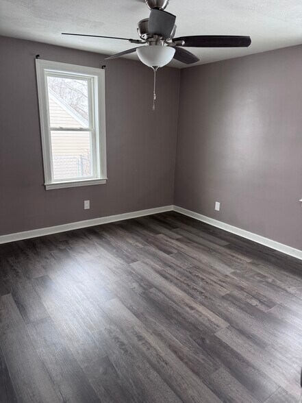 Building Photo - 119 Traister Dr