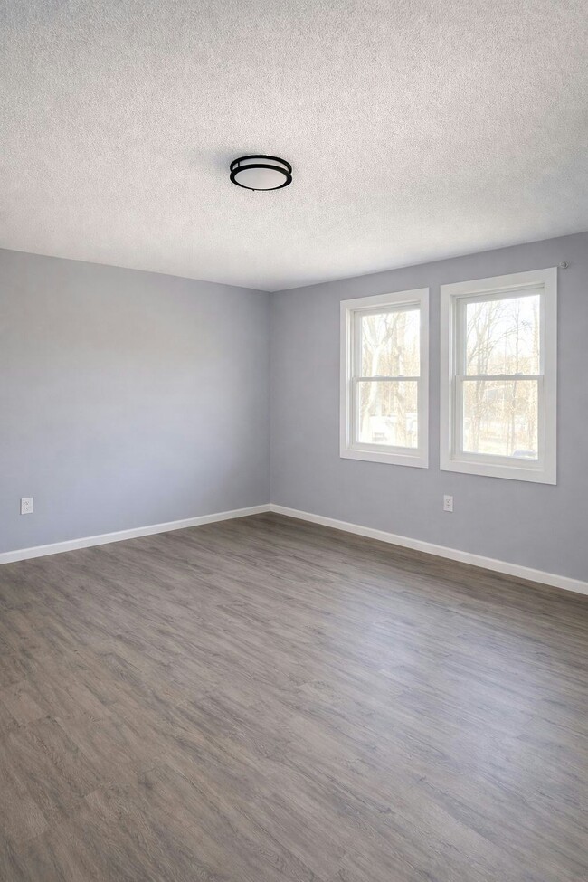 Building Photo - 112 Dunderry Ln