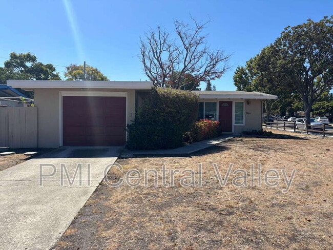 Building Photo - 944 Bridgewood Way