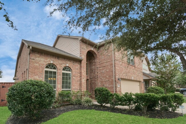 Building Photo - 17510 Woodfalls Ln