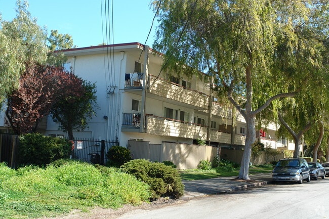 Primary Photo - The Fontana