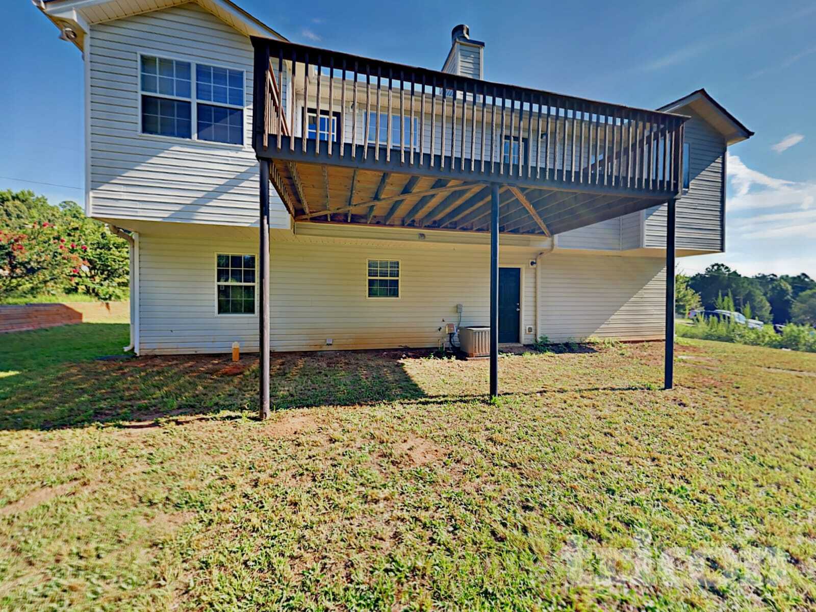 Building Photo - 160 Brighton Dr