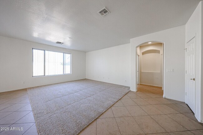 Building Photo - 14088 W Aster Dr