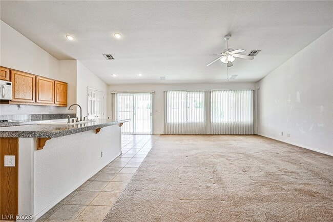 Building Photo - 6332 Bunch Grass Ct