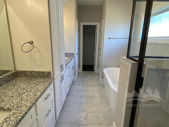 Building Photo - 9691 Jackson Run Ln