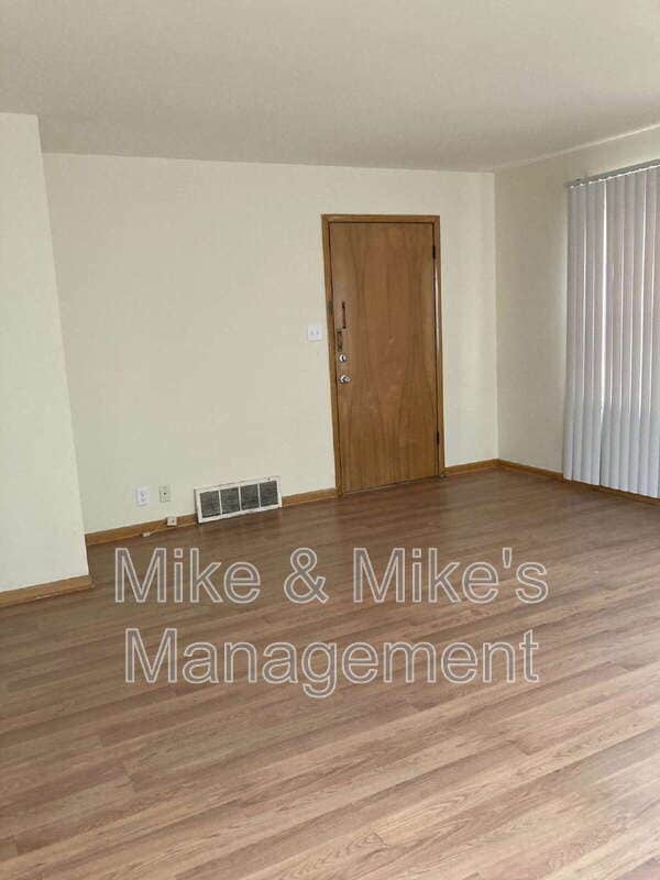 Building Photo - 4926 N 54th St