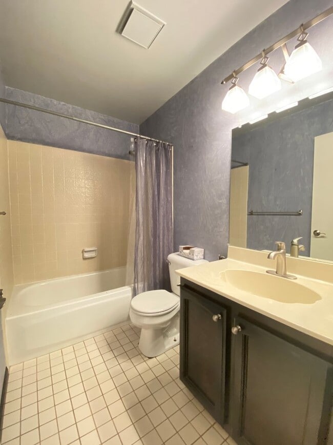 Building Photo - Remodeled Modern Single Story, Benicia
