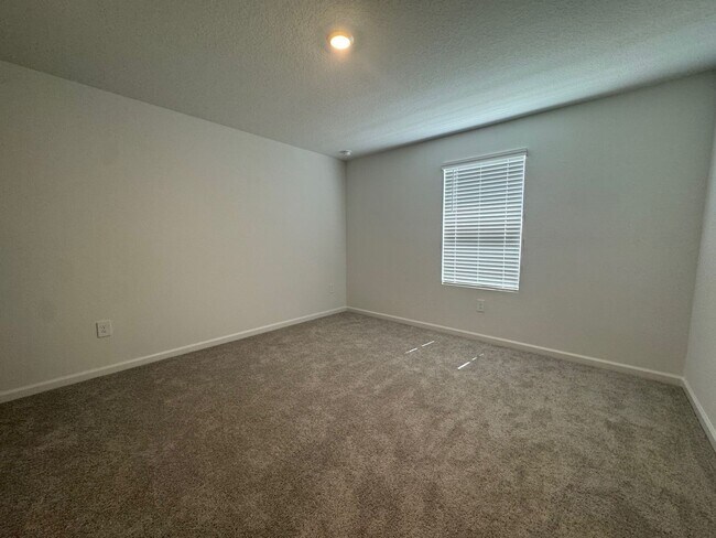 Building Photo - BRAND NEW CONSTRUCTION - 3 Bed 2 bath Sing...