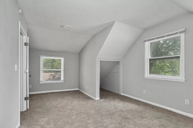 Building Photo - LOOK AT THIS GEM!  Schedule A Tour Today!!