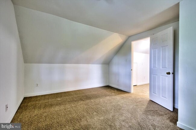 Building Photo - 342 Sherry Ln