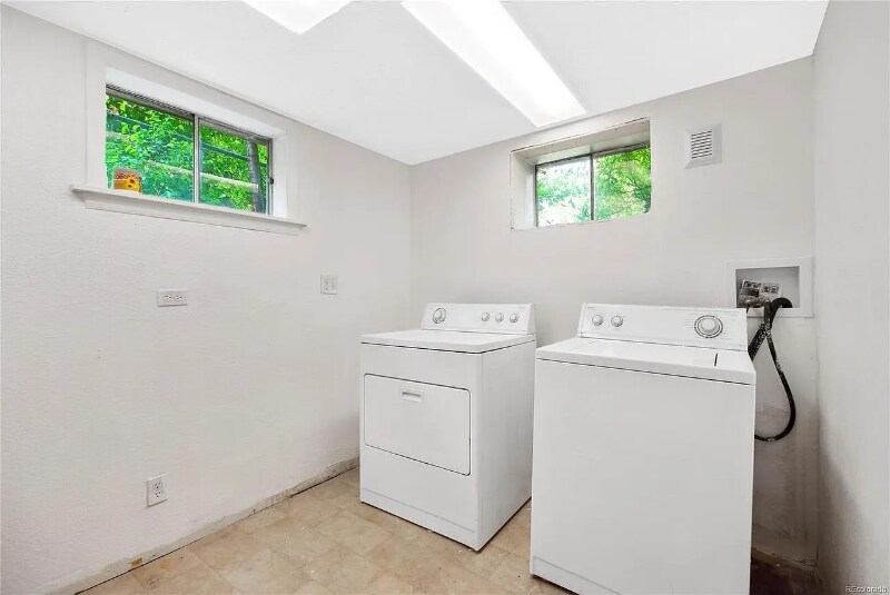 Building Photo - 76 S Canosa Way