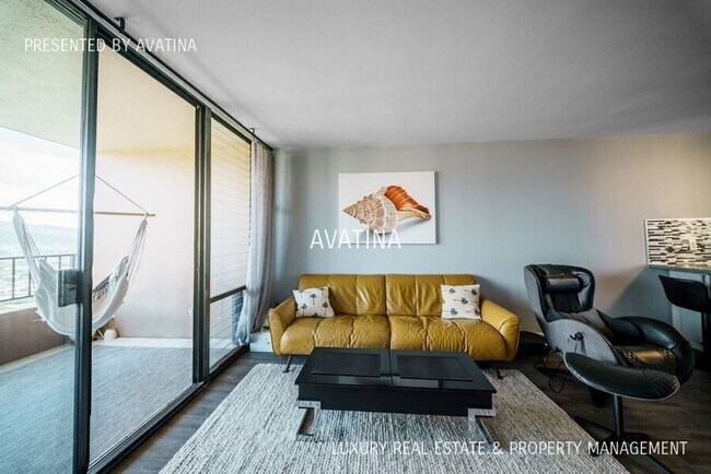 Building Photo - 2121 Ala Wai Blvd