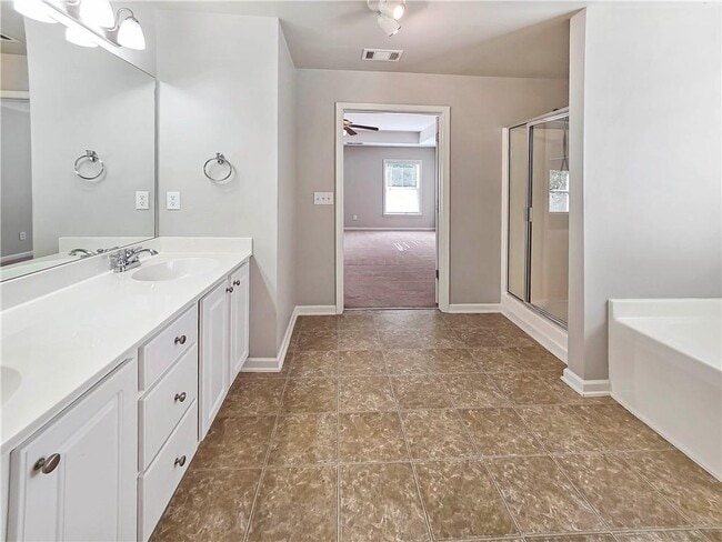 Building Photo - 5425 Fieldfreen Dr