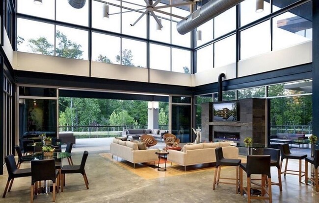 Building Photo - 4221 Davis Oak Dr