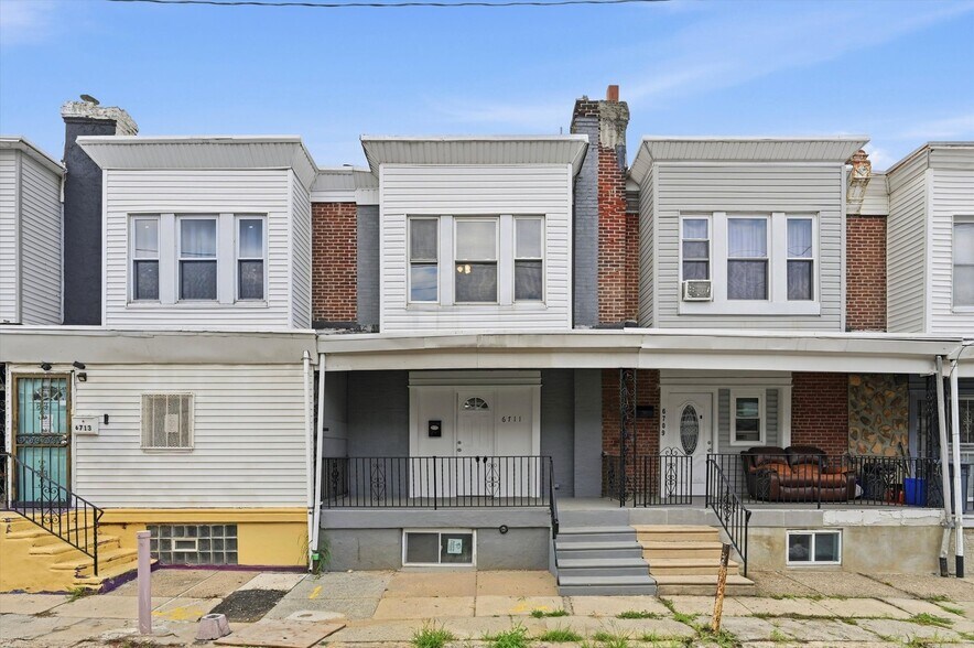 Building Photo - 6711 Linmore Ave