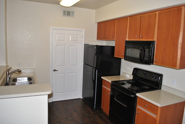 Building Photo - 1251 Whitney Ranch Pkwy