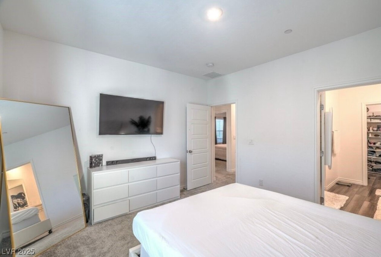 Building Photo - 7318 N Decatur Blvd