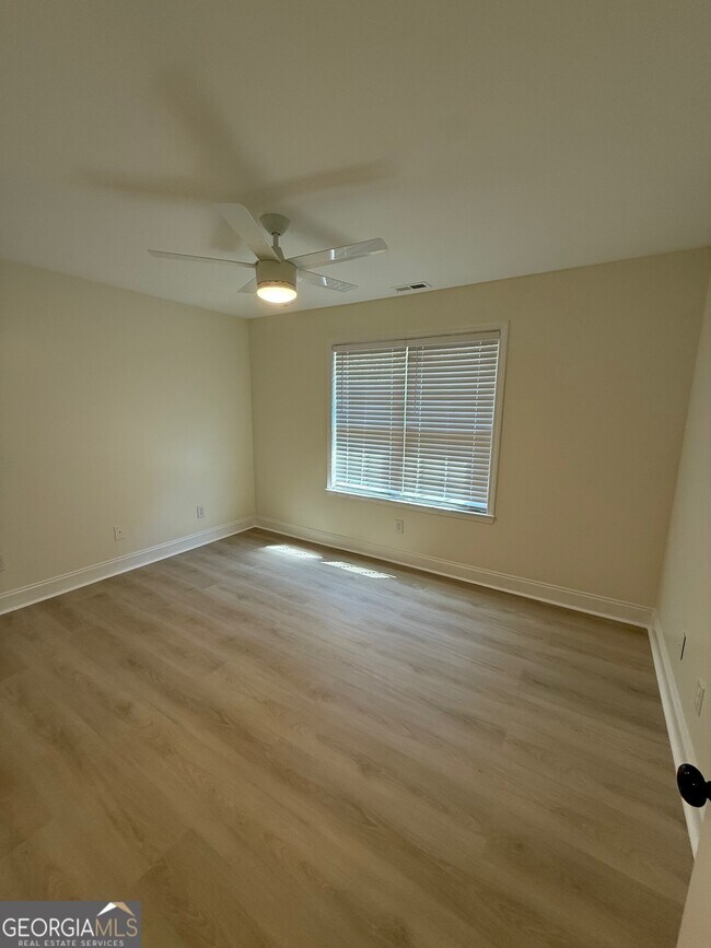 Building Photo - 109 Garden Walk
