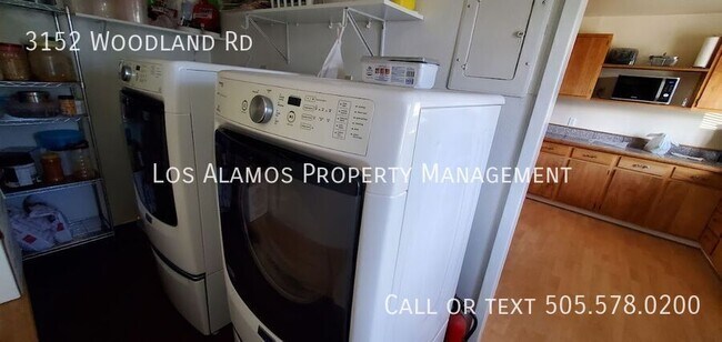 Building Photo - 3152 Woodland Rd