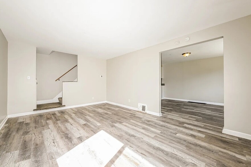 Building Photo - 124 Dauntless Dr