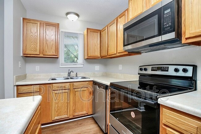 Building Photo - 4722 NC-73