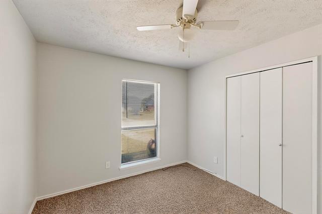 Building Photo - 752 Cambridge Dr