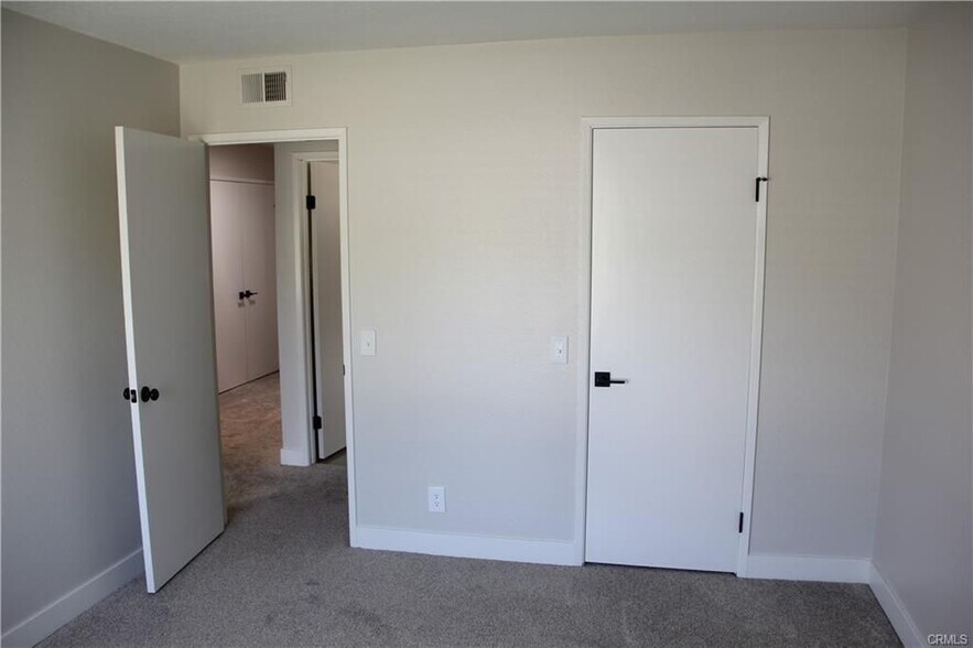 Building Photo - 2030 Bogie Dr
