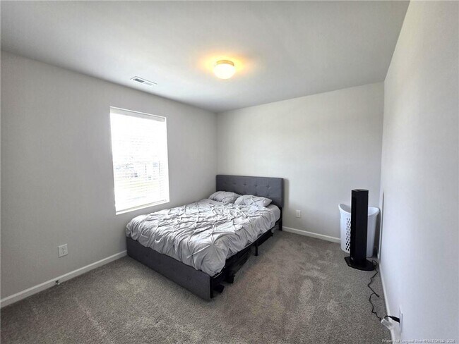 Building Photo - 233 Chinook Ln