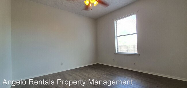 Building Photo - 4 br, 2 bath House - 2922 N. Oakes