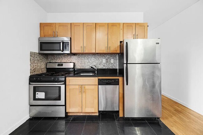 Building Photo - 101 Delancey Street