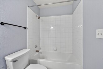 Building Photo - 1150 N Buffalo Dr