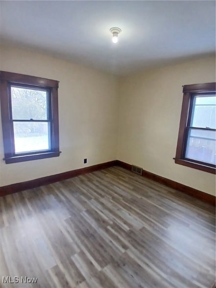 Building Photo - 121 N Belle Vista Ave