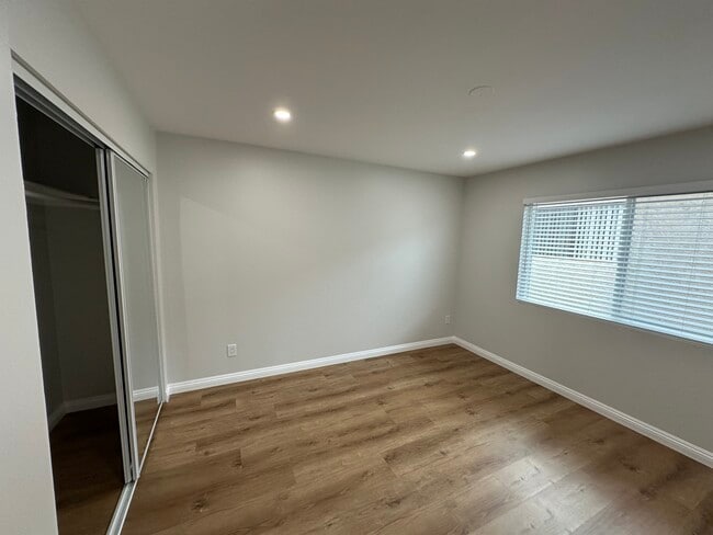 Building Photo - 1511 257th St