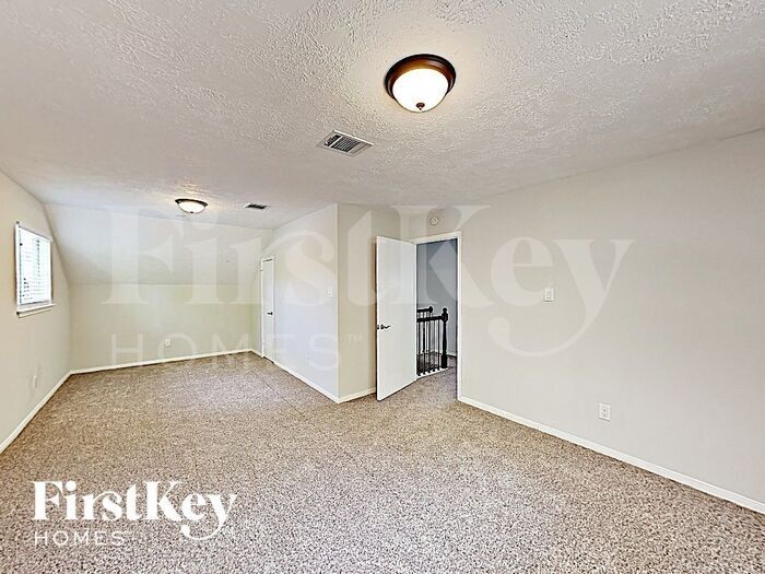 Building Photo - 22826 Provincial Blvd
