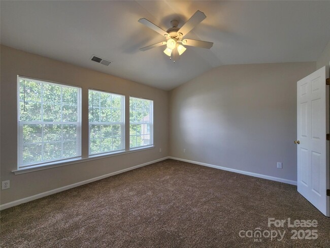 Building Photo - 3242 Mannington Dr