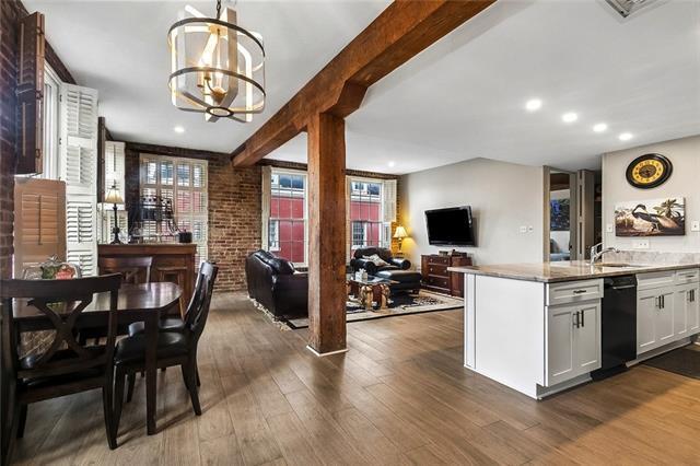 Building Photo - 232 Decatur St