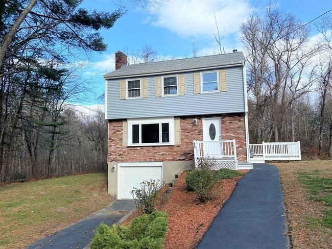 Primary Photo - 15 Appaloosa Dr