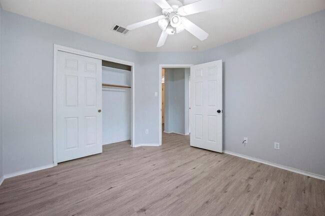 Building Photo - 903 Settlement Cove