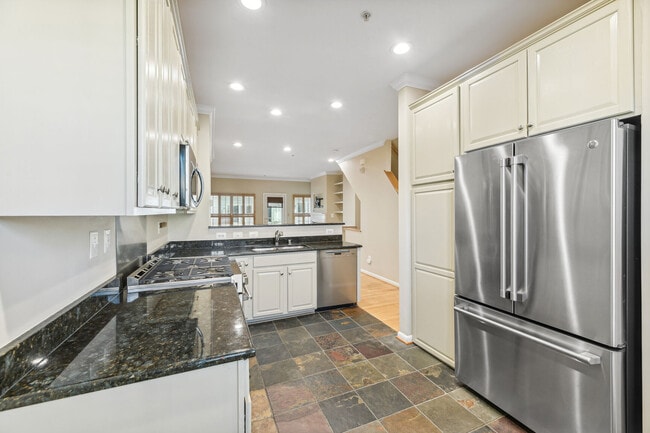 Kitchen - 1210 W St NW