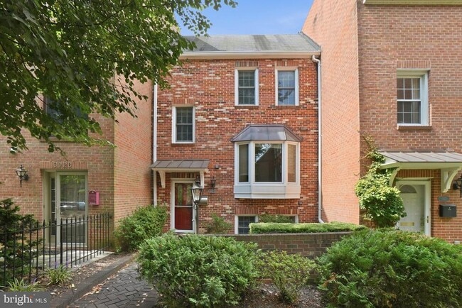 Building Photo - 6924 Mclean Park Manor Ct