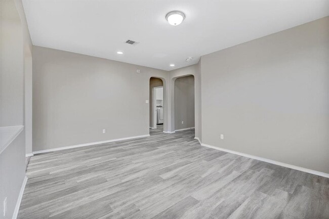 Building Photo - 131 Connor Elkins Dr