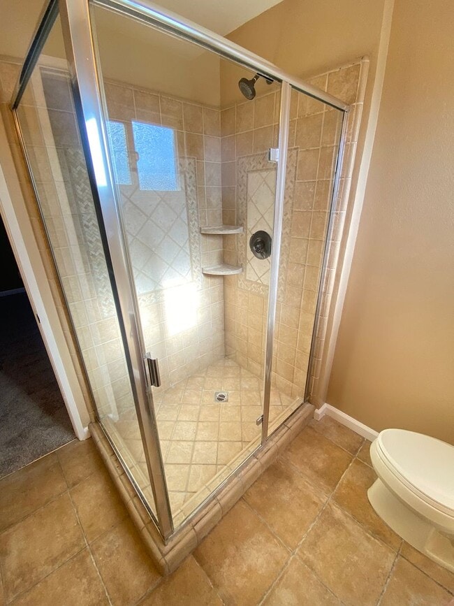 Building Photo - Upgraded 4 bed 2.5 bath home in San Jose. This is a must see!