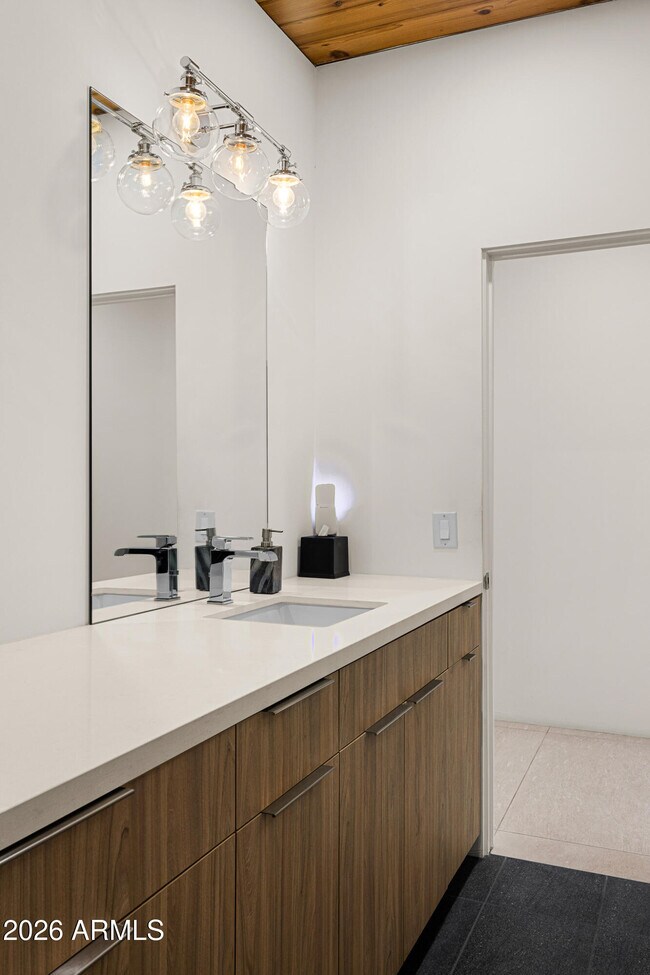 Building Photo - 4744 N 56th St