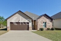 Building Photo - 7079 Shadesbrook Dr