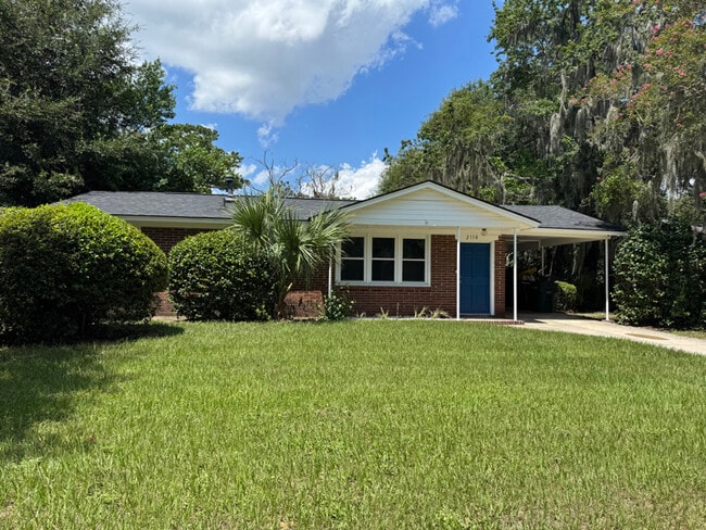 Building Photo - 2118 Brentwood Dr
